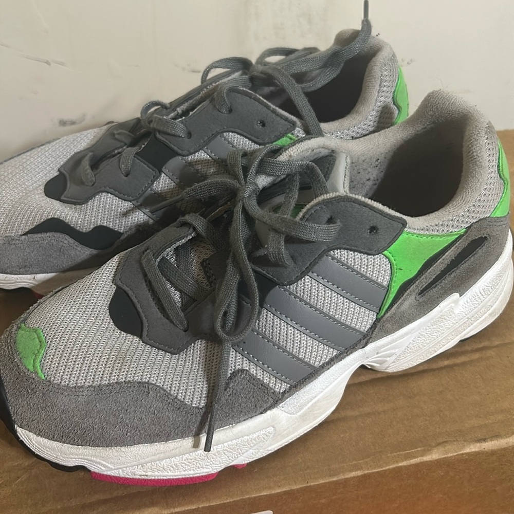 Adidas Green and grey 🥒😃